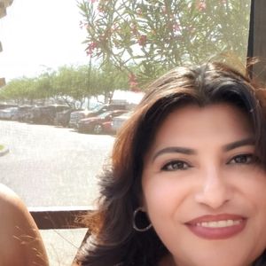 Meet your Posher, Melony